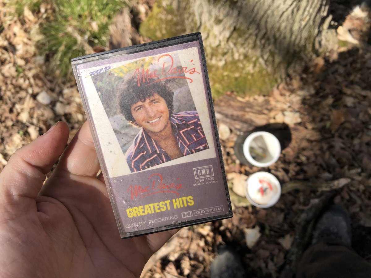 CacheTheLine's tweet photo. How long has this cache been here? 🤣

#ThingsInGeocaches #Geocaching #FoundIt! https://t.co/Irn13VJuop