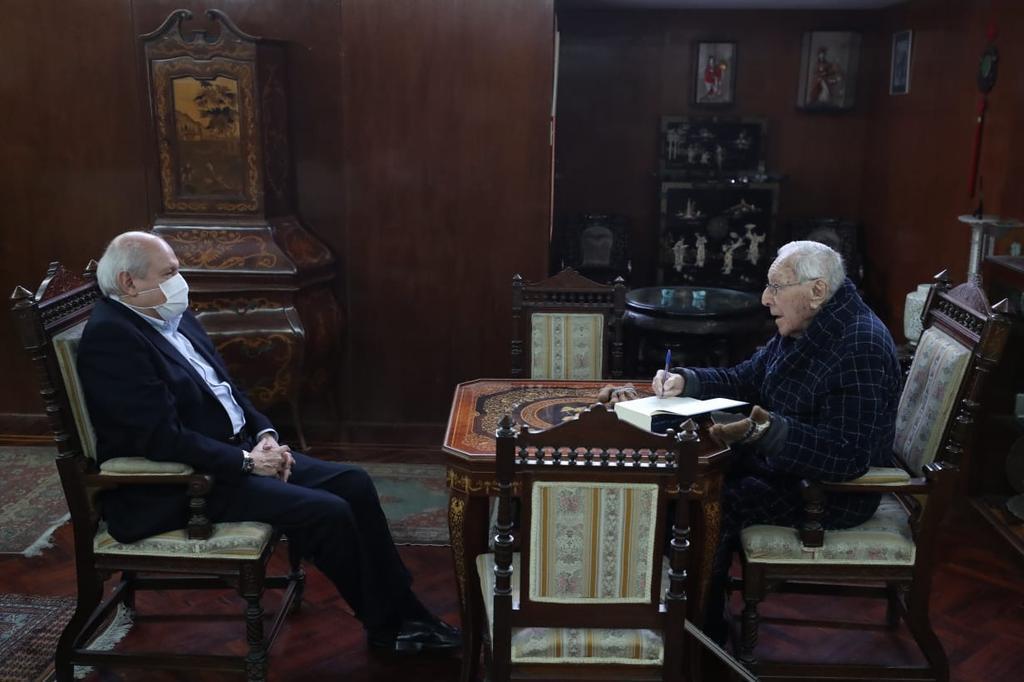 SilviaPeruPPC's tweet photo. Premier Pedro Cateriano se reunió con el líder Fundador Dr. LUIS BEDOYA REYES, del Partido Popular Cristiano..!!! https://t.co/6DuTZQXUUY