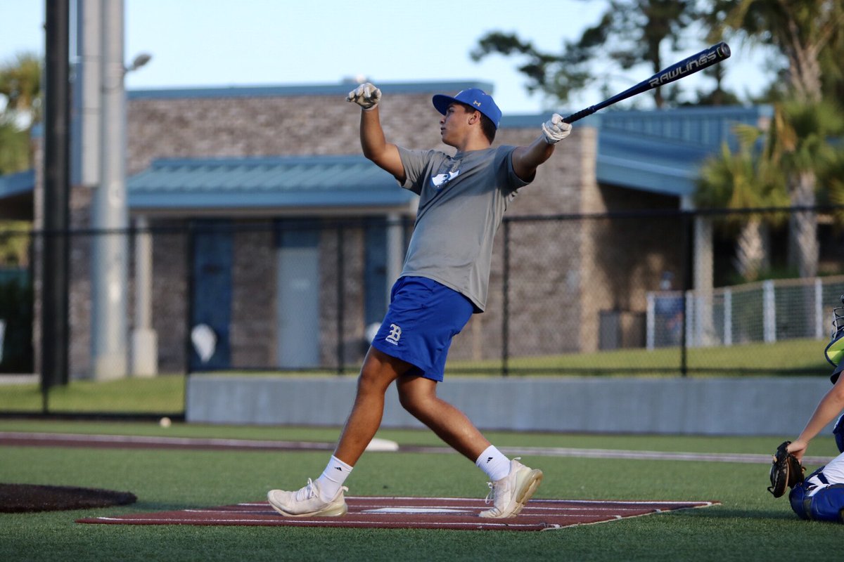 MNfrankie's tweet photo. Berkeley’s Jed Hutson just put on a show with 16 bombs in the opening round of this home run derby at Shipyard Park. 

Hutson put a few on other fields and a couple in the river. No one else has hit more than five in the first round https://t.co/2c0KksGJip
