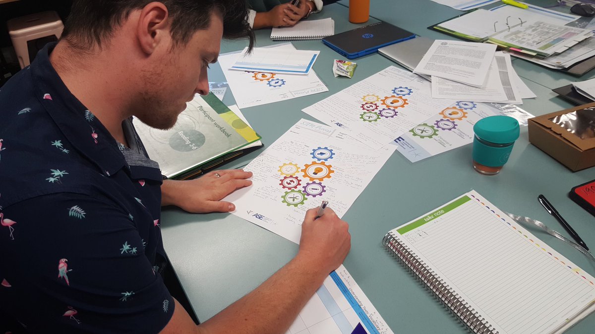 nikyetta's tweet photo. Holgate Public School implementing the STEM Process with support from The Central Coast Academy of STEM Excellence! @bicecnsw #holgatePS #STEMeducation #Education #engagement https://t.co/S4xhKkDzme
