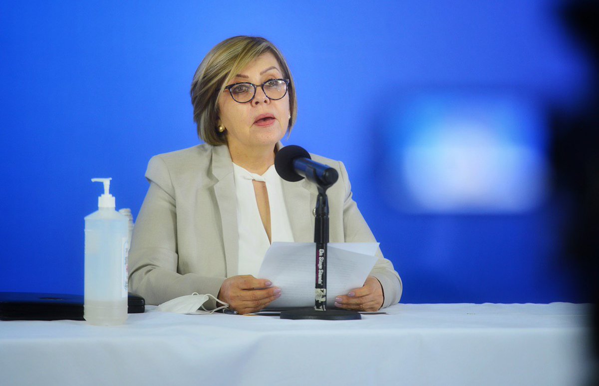 DgoFiscalia's tweet photo. Respondiendo al compromiso de @AispuroDurango, nuestro equipo de investigación ya está con la familia de la enfermera que sufrió la amenaza. Solidarios con personal de Salud, garantizamos la protección de sus derechos https://t.co/ZPv8WOhOqv #MiFiscalíaEsTuFiscalía #Durango https://t.co/WZtu5ThuZM