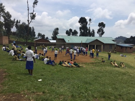 wellspringfdn's tweet photo. The members of Umubano II School saw the potential the open land could have in building community and fostering relationships, and built a soccer field to serve the students and kids from neighbouring villages. This is the power of community in action!

#communtitydevelopment https://t.co/GlMWbYOMQh