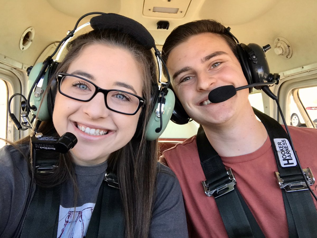 Jadirty33's tweet photo. Passed my flight instructor checkride today! Who’s trying to learn how to fly planes👀 https://t.co/naMx7k8ptD