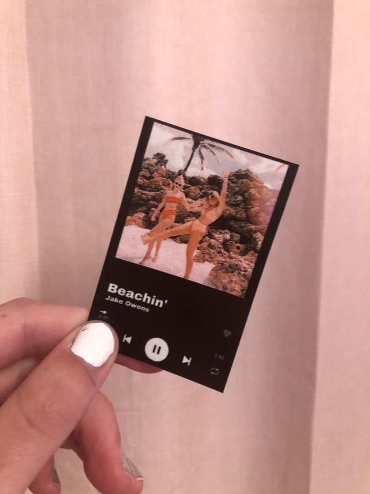 jadesdecals's tweet photo. Spotify stickers now available! https://t.co/DtfKFPYeY1