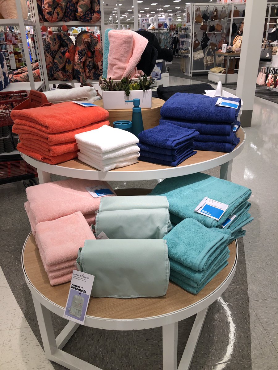 Maggie Demo tweet media