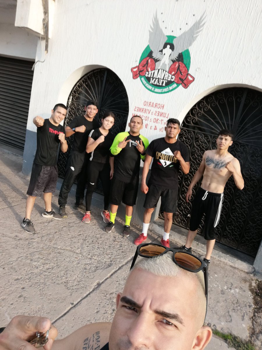 #🥊❤️