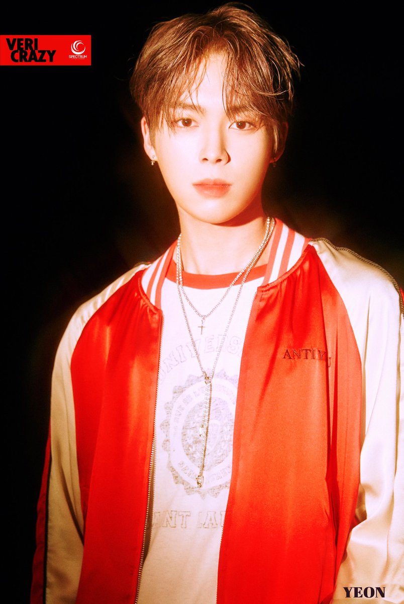 vericrazy_'s tweet photo. ㅤ  🍒・𝐕𝐄𝐑𝐈𝐂𝐑𝐀𝐙𝐘 𝟏𝐒𝐓 𝐒𝐈𝐍𝐆𝐋𝐄 𝐀𝐋𝐁𝐔𝐌.
            ⤷ [ VERI-CHILL ] % Tᥲg Tᥲg Tᥲg.

               OFFICIAL PHOTO : Chill Ver.

#베리미친 #VERICRAZY #YEON
#SPECTRUMENT #2O2OO8O7 !¡ https://t.co/VeSq4N3JCf