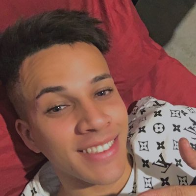JowZera_'s tweet photo. #NovaFotoDoPerfil https://t.co/XGe3SV2vRy