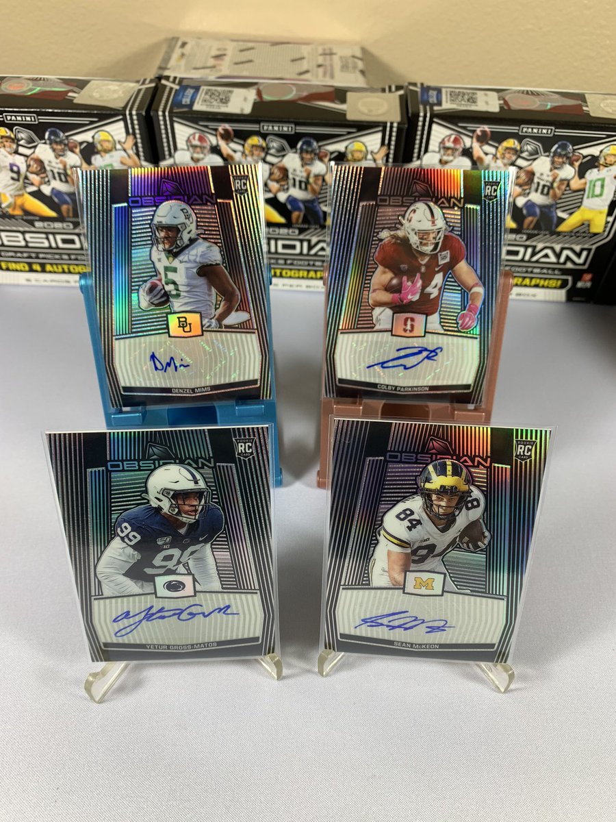 RipReadySports's tweet photo. More results from last night’s 1/2 case break of 2020 FOTL @PaniniAmerica Obsidian Draft Picks Football, including a D’Andre Swift #’d to 10 and a Derrick Brown #’d to 25! #Panini #WhoDoYouCollect #RipReady 🌊🌊🌊 https://t.co/9fdffmaPOY