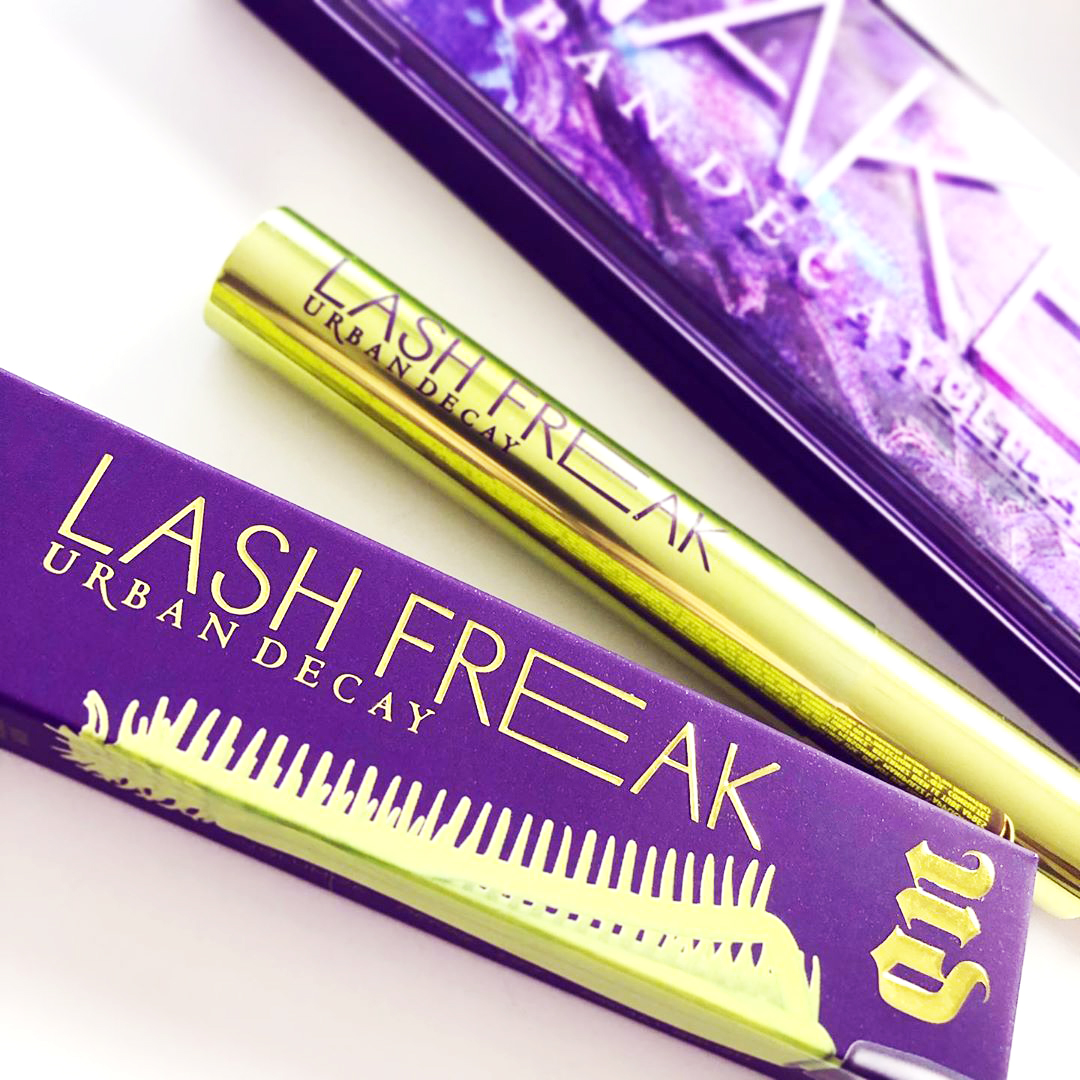 UrbanDecay's tweet photo. Save $35 when you purchase our *Purple Freak Set* exclusively on https://t.co/N2rPSAtK97! Bundle includes:
✨ the ALL-NEW #LashFreak Mascara
✨#NAKEDUltraviolet Eyeshadow Palette
✨Rockstar 24/7 Glide-On Eye Pencil
✨Eyeshadow Primer Potion
 
Shop NOW: https://t.co/C7eK5J5NLh https://t.co/GMkAQnDf8K