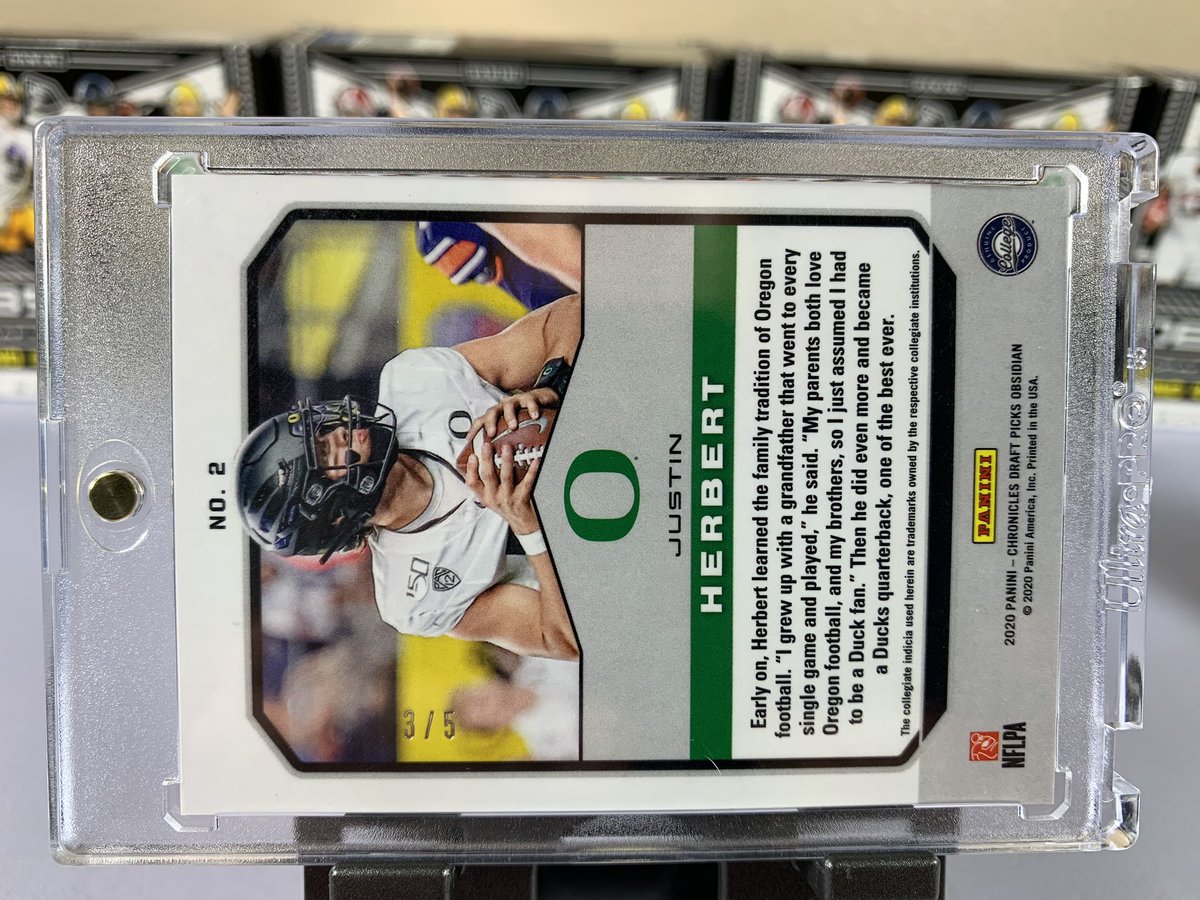 RipReadySports's tweet photo. Likely our best hit of the entire case of 2020 @PaniniAmerica Obsidian Draft Picks Football was this amazing Electric Etch Red #JustinHerbert RC #’d 3/5 😲🔥🔥🔥 #Chargers #Panini #WhoDoYouCollect https://t.co/n7AGsnWQoe