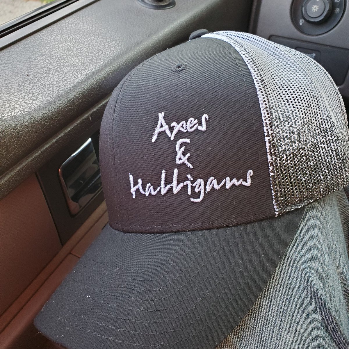 AxesHalligans's tweet photo. Would you wear it?
https://t.co/WVPulXX9AP
#firefighter #firefighters #firefighterlife #firefighterlifestyle https://t.co/at4NHIlzuA