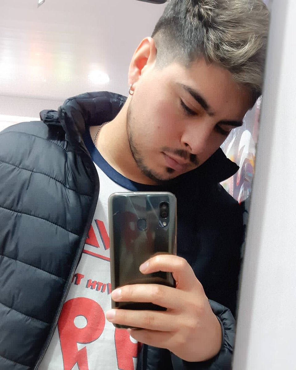 FrancoBravo10's tweet photo. Acá también la subo, sino mi lo uso 🤗 https://t.co/9lySHSlGtO
