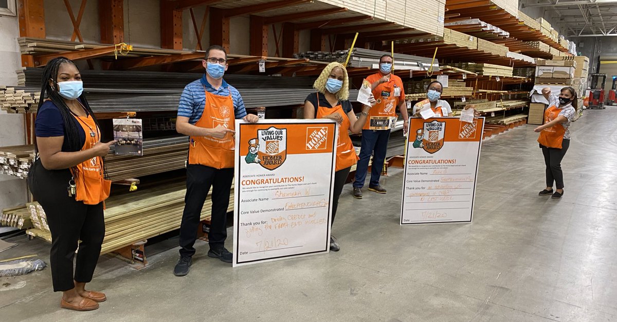 cordero_marcel's tweet photo. Outstanding credit performance from the front end last week - recognizing top performers! Great work to Reina, Oriana and Shameka! Let’s keep driving it!!!!  @avillan2915 @VegaMapvega @sfagra @TAJINESS @HeidyVillalobo8 https://t.co/3FG0bnldFc