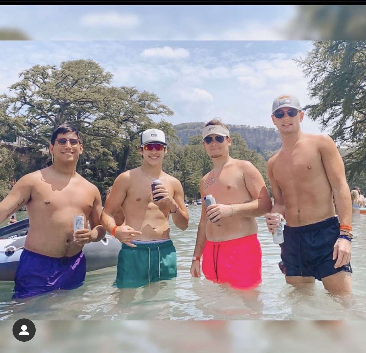 troy__110's tweet photo. Always a good summer visiting GSP ☀️🏖 https://t.co/Vakj6IQcLp