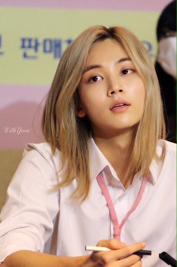 manifesting yoon jeonghan in long hair to have a comeback 