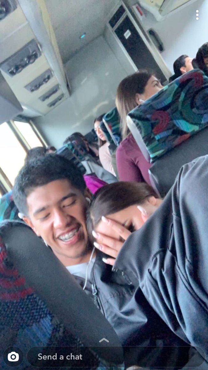 sweetheartshyy's tweet image. this WAS my boyfriend Andrew Rodriguez.I gave him my all He gave me a concussion,seizure and left me in the hospital hemorrhaging in my insides.all while I’m pregnant with his baby.He got a lawyer bc he beat me.Im8weeks pregnant.He beat me and now hes getting away with it.