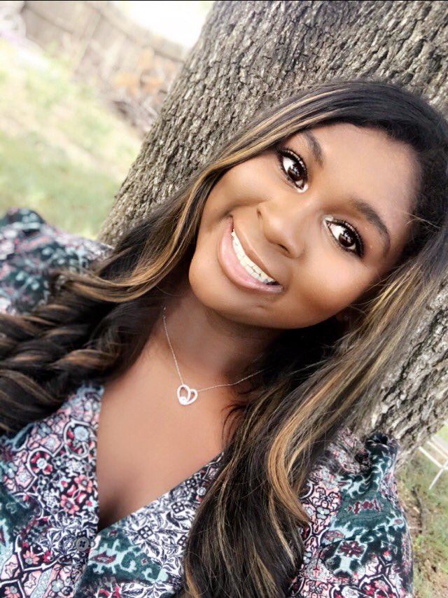 kenizenicole's tweet photo. sweet 16 🥳🥳 https://t.co/givEinPXkv