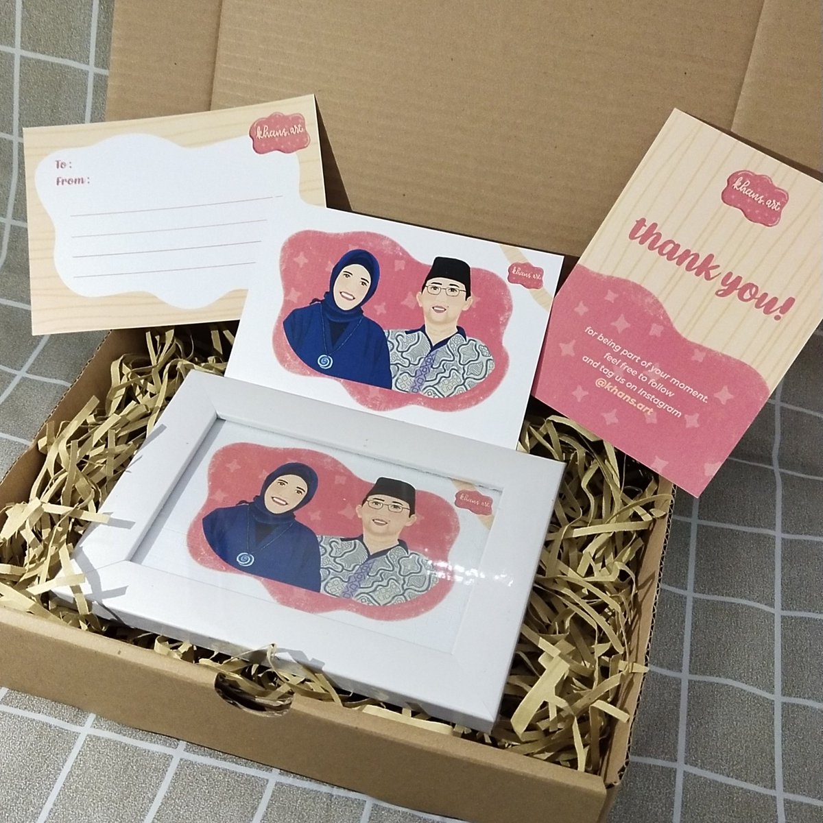 khnslyf's tweet photo. Numpang jualan gaiz kali aja ada yamg kasih hadiah tuk orang-orang tersheyenk. Bisa buat ultah, wisuda, pernikahan, dll. Harga terjangkau ✨ Trimsss somatttsss
https://t.co/OdSi0GLC2K https://t.co/idPf3K8bl5