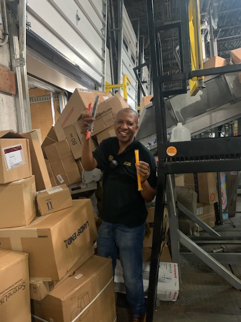 CtFeeders's tweet photo. @safetyfirstNED @KurtMarxSafety @MarcCaputoNED - HIB Keep our employees cool with freeze pops! #NEDjuly2020takeaway https://t.co/6PF4sUlvgo