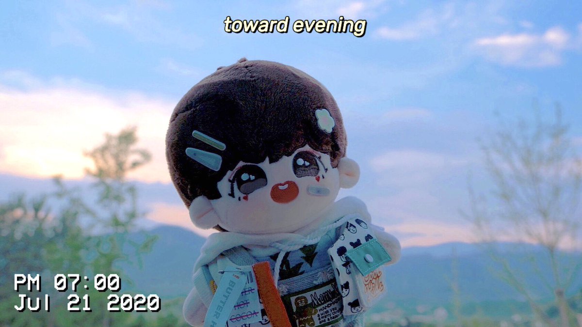 HoyaTaily's tweet photo. #Oppang #jhope #btsdoll #hoseok 😆🐷🥺 https://t.co/2fKyTqROIa