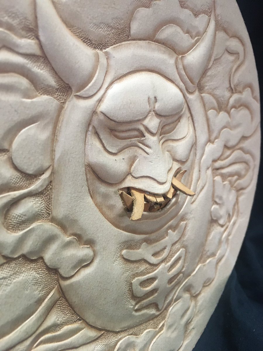 t129627's tweet photo. 般若
#華格 #般若 #日本鬼怪 #皮雕 #皮革 #leather #leathercraft #artwork #art #cool #handmade  #hannya #crafts https://t.co/xq3ldv3knb
