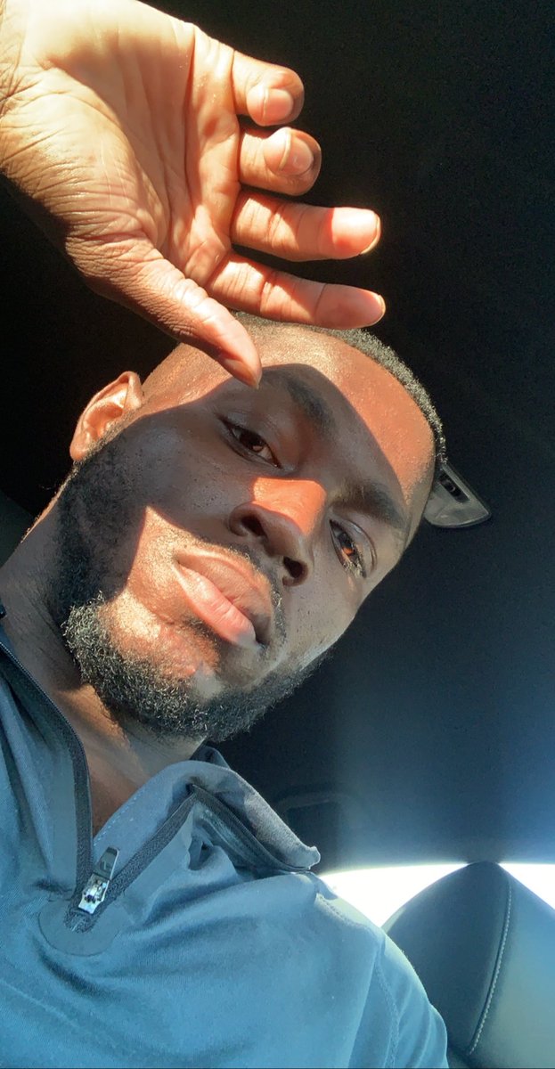 omgitsjohn_'s tweet image. IG cam + golden hour 🤞🏿