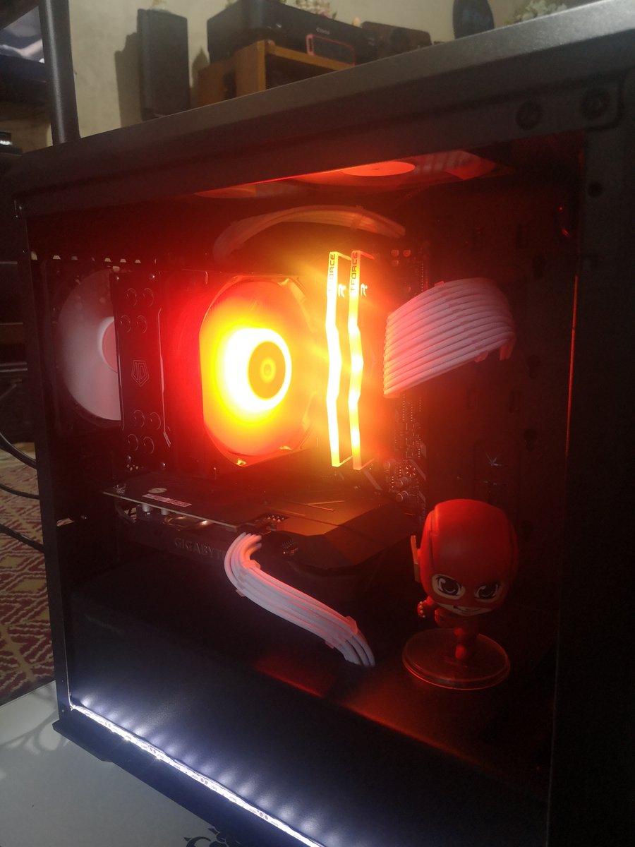 idancchi's tweet photo. @bitwitkyle @paulhardware 1st Budget PC Build
AMD Ryzen 5 2600
Gigabyte B450m-DS3H
Gigabyte Gtx 1660 Super OC 6GB GDDR6
2x8GB Team T-Force Delta RGB DDR4 3200
Ramsta SSD 120GB
Seagate Barracuda 1TB 64MB Sata 6BPS
Corsair VS550W 80+ Power Supply
Tecware Alpha M chassis
ID-Cooling SE-224-XT ARGB CPU cooler https://t.co/lgk7CX92Rt