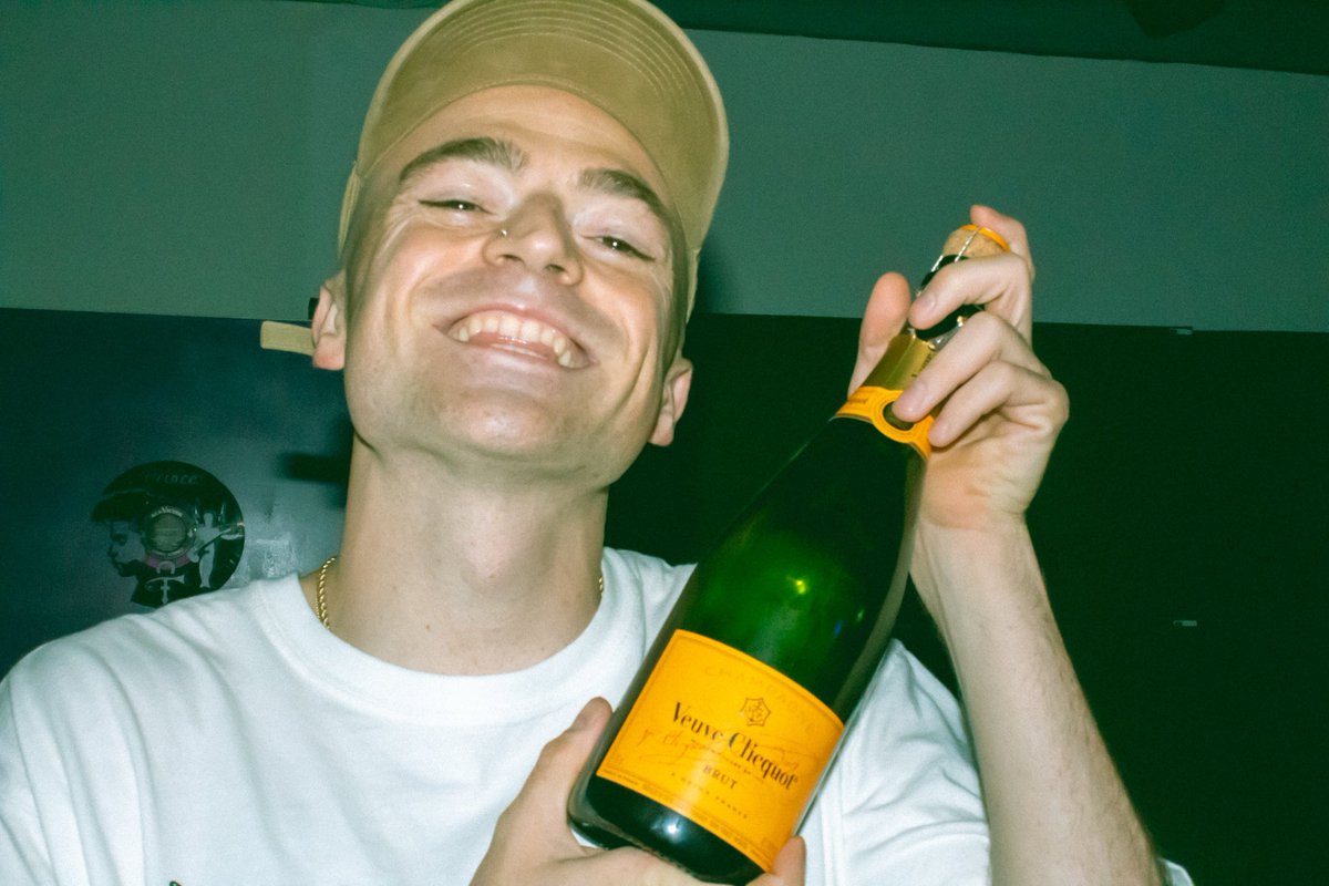 JAMSTFC's tweet photo. Legend in the making 🎂🌟 https://t.co/SlCiE7OqZV