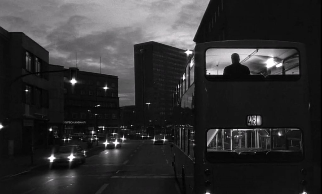 LostInFilm's tweet photo. 'Wings of Desire' (1987, Wim Wenders). Cinematography: Henri Alekan. https://t.co/T0MgMhsfC0