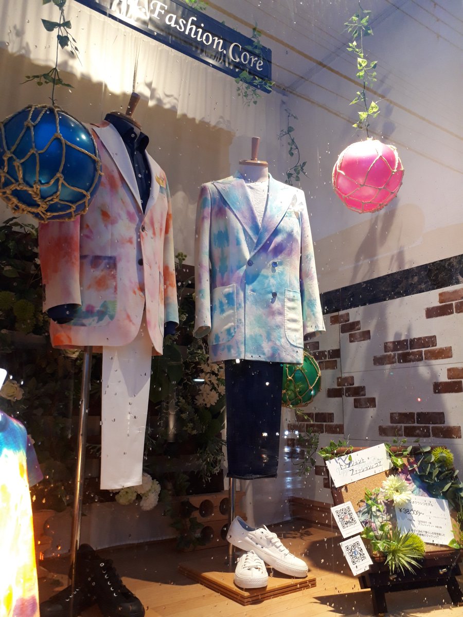 御幸毛織株式会社 小樽の縫製工場トップジェント ファッション コアのディルプレイが大幅にリニューアル 製作期間2ヵ月の力作です コロナの再燃で移動がしにくいご時世ですが お近くにお越しの際はぜひご覧いただきたくお願いします 北海道小樽