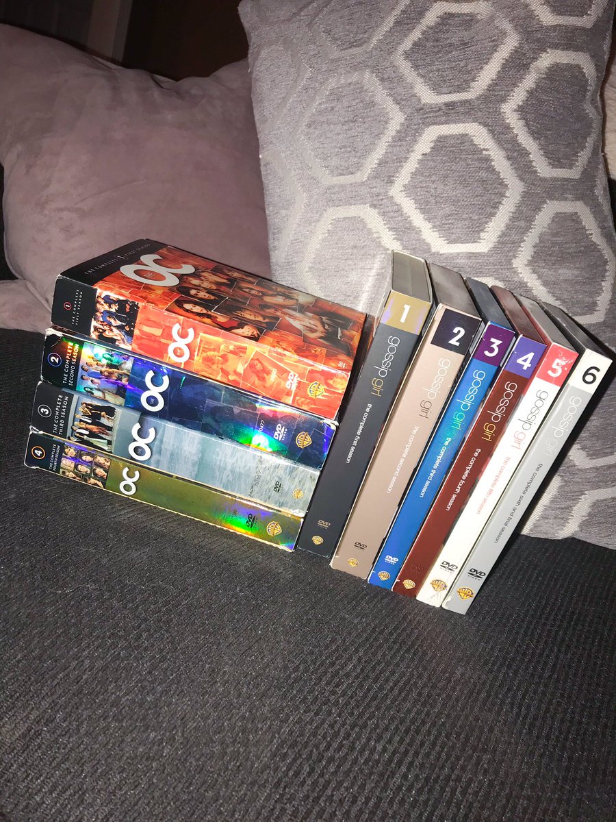 Visited the homestead in Weiner today and decided to bring these babies to Jonesboro. I know I could stream both shows-but there is just something about having to change the disc every four episodes! 😏 #theoc #GossipGirl