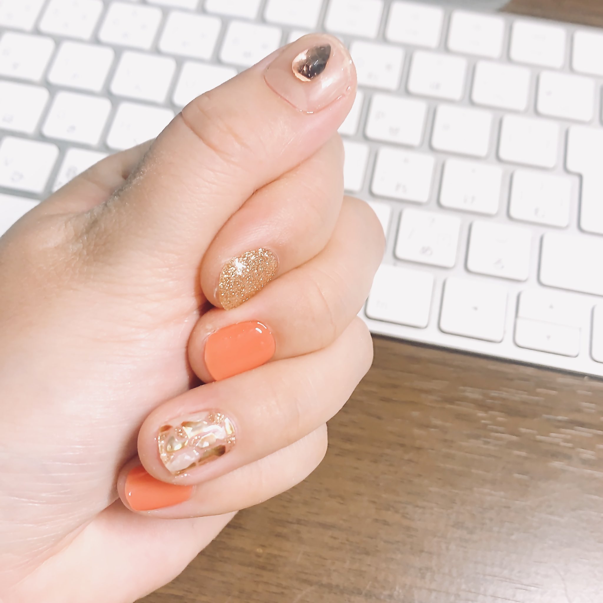 歩美さん ネイルチェンジ Ohoraネイル