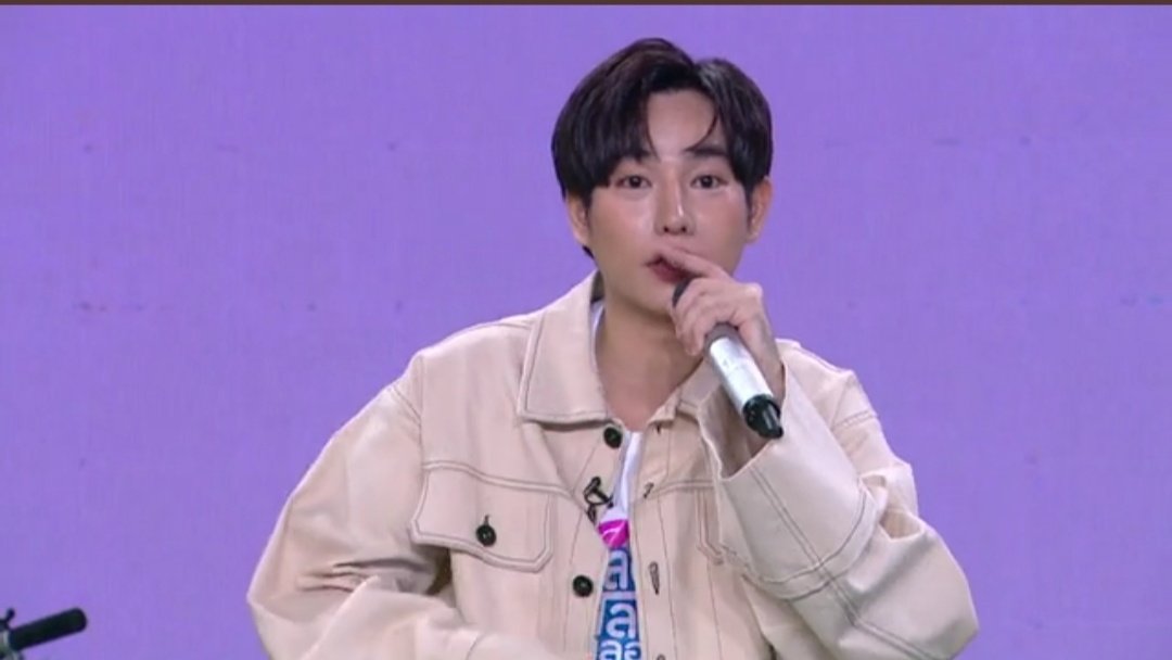 mimatiphon's tweet photo. @piGGyMybooboo รักมาก ก ล้านตัวคงไม่พอ 😊😍
#แค่เธอก็พอ 
#เป๊กผลิตโชค
#PeckPaLitChoke https://t.co/NUXZ4iDMXD