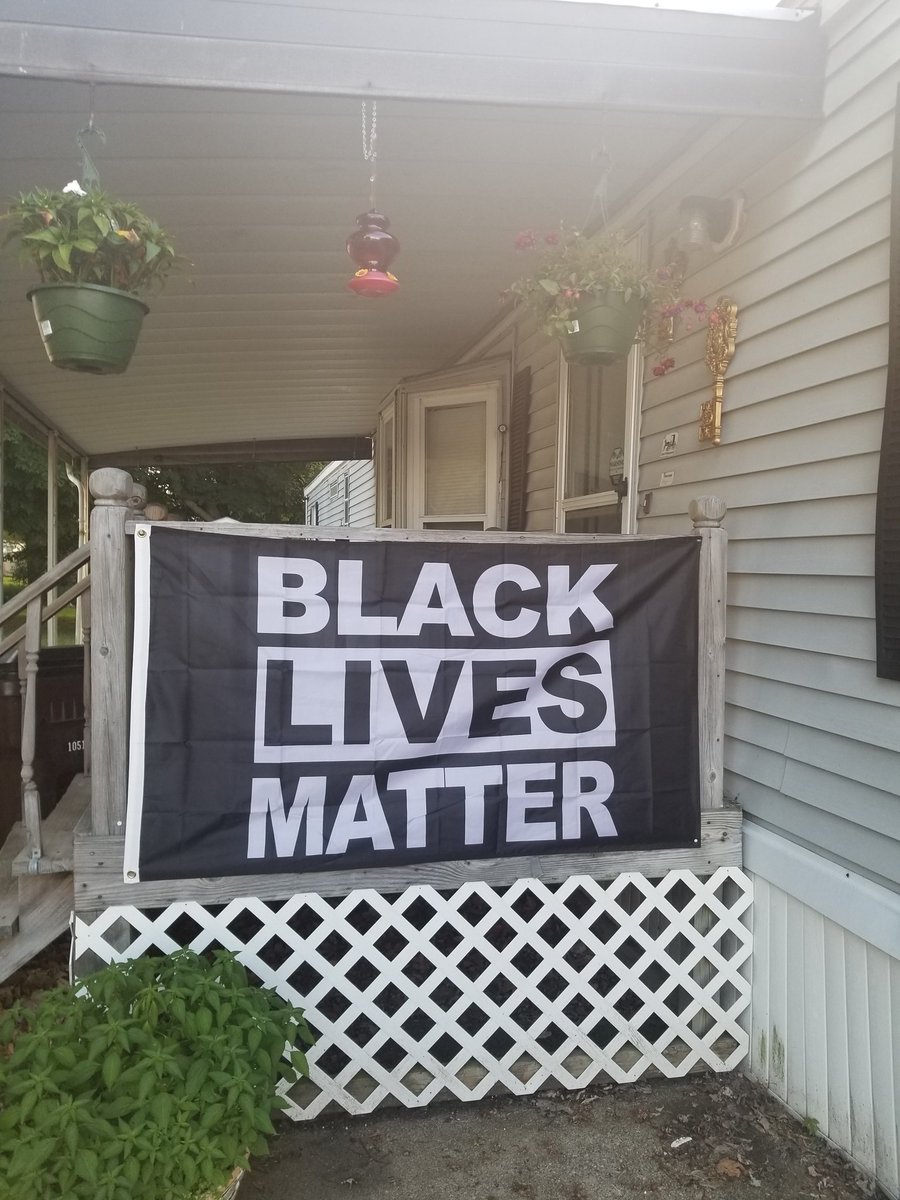 halisteppenwolf's tweet photo. First time I've posted something on twitter in a couple years, but this is what I came home too today after hanging up this flag for less than 24 hours. #BlackLivesStillMatter #wrongsideofhistory https://t.co/rohcywJju3