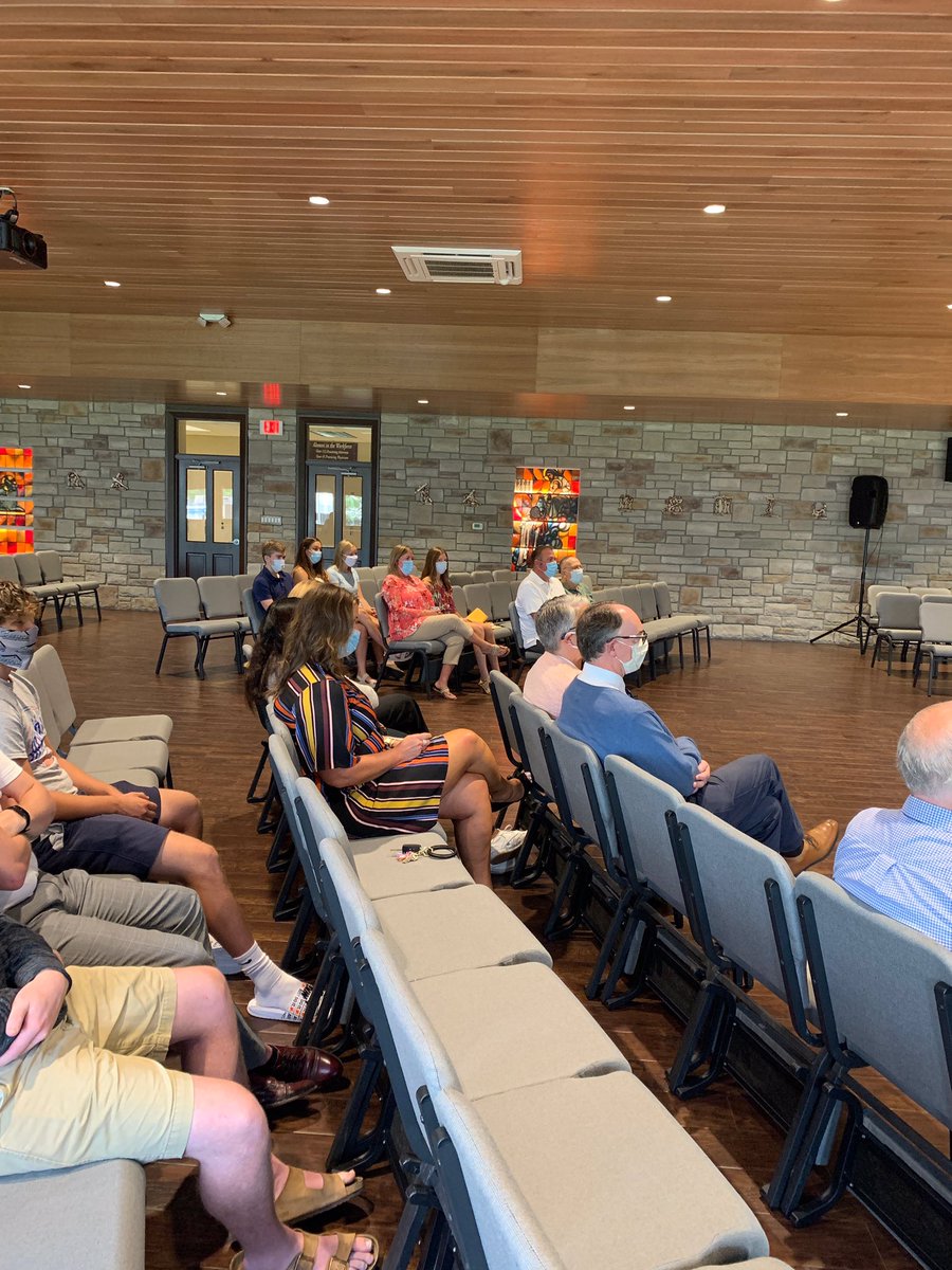 JCAonline's tweet photo. JCA salutatorian and valedictorian speeches were taped today in the Mary, Our Sister Chapel. Congratulations to salutatorian Madi Mikuska and valedictorian Claire Dow! The speeches will be shared this Friday in preparation for Class of 2020 Graduation Weekend. #OnwardJCA https://t.co/w6TSbQxA7c