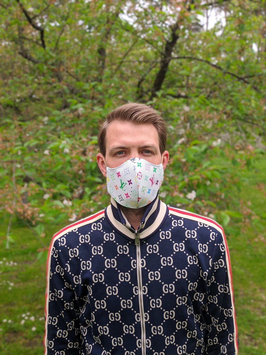 UMoodco's tweet photo. Urban Mood masks are all handmade by the artisans of small European workshops. Very high quality materials are picked by our team and each piece that is completed is truly unique. https://t.co/18IUY3RV7M
#facemask #covid #coronavirus #covid19 #designermask https://t.co/RKiguIbmR4
