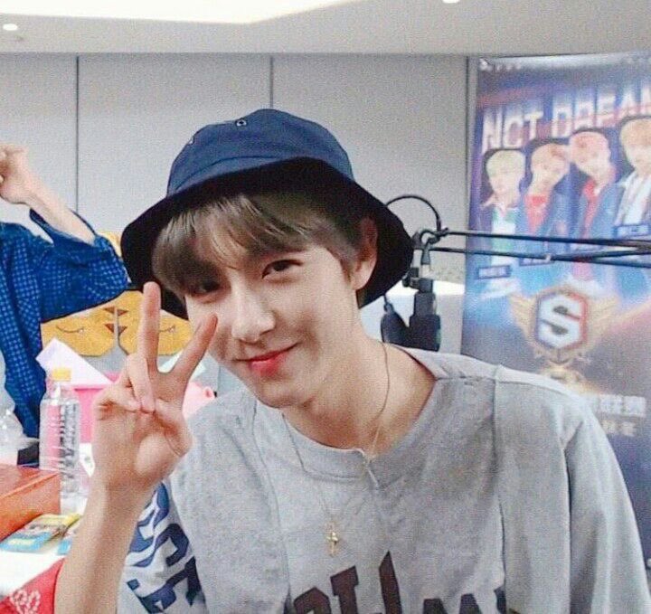 pcktrenjun's tweet photo. hello! this is an account dedicated to posting tiny pictures of nct dreams renjun! ☆ https://t.co/rI3wMvj2Yr