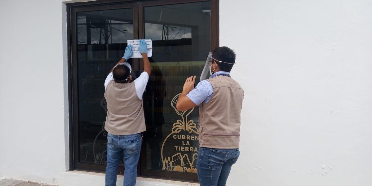 libdem7's tweet photo. #Yucatán - Clausuran 60 negocios reincidentes por no cumplir con las medidas sanitarias, horarios y días acordados para su funcionamiento, así como por la falta de permisos o autorizaciones correspondientes. https://t.co/bxN1F5JtLI
