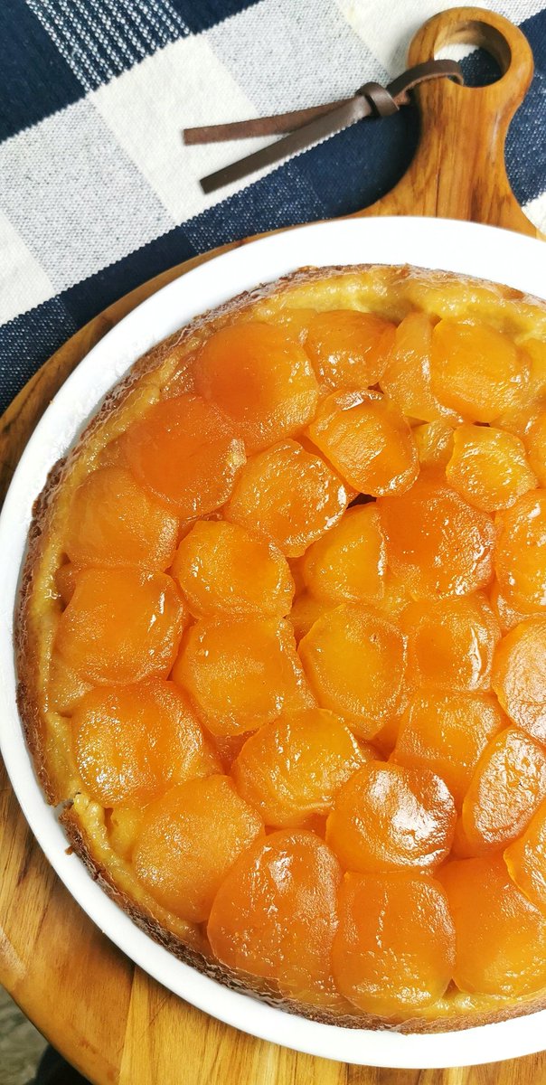 gabrielpretel's tweet photo. Nesta prova do #MasterChef eu ia tirar onda. Gosto demais de fazer tarte tatin de maçã. 😋😋😋

#MasterChefBrasil #MasterChefNaBand https://t.co/UXjG5v05yI