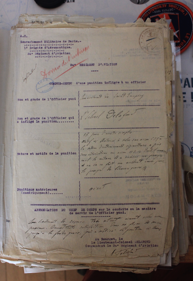 FanaAviationMag's tweet photo. #SaintExupéry Grand dossier sur Saint-Exupéry pilote militaire de 1921 à 1940 à partir des archives dans le Fana d'août. Du brevet au Maroc à la mission fameuse sur Arras, le tout illustré par @RomainHugault
#avgeeks #aviation #FASEJ https://t.co/wYS1wAvstZ