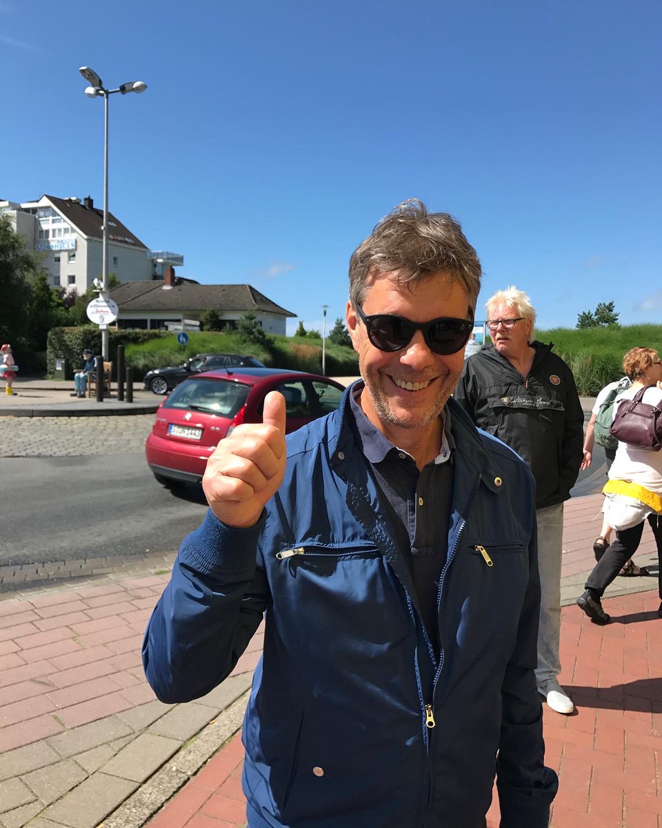 Älskade pappa. Du är och kommer alltid vara min största förebild. Kan inte beskriva med ord hur mycket du betyder för mig och hur stolt jag är. Är så tacksam för allt, alla upplevelser och skratt. 
Älskar dig världens bästa pappa och farfar. Du är så saknad ❤️