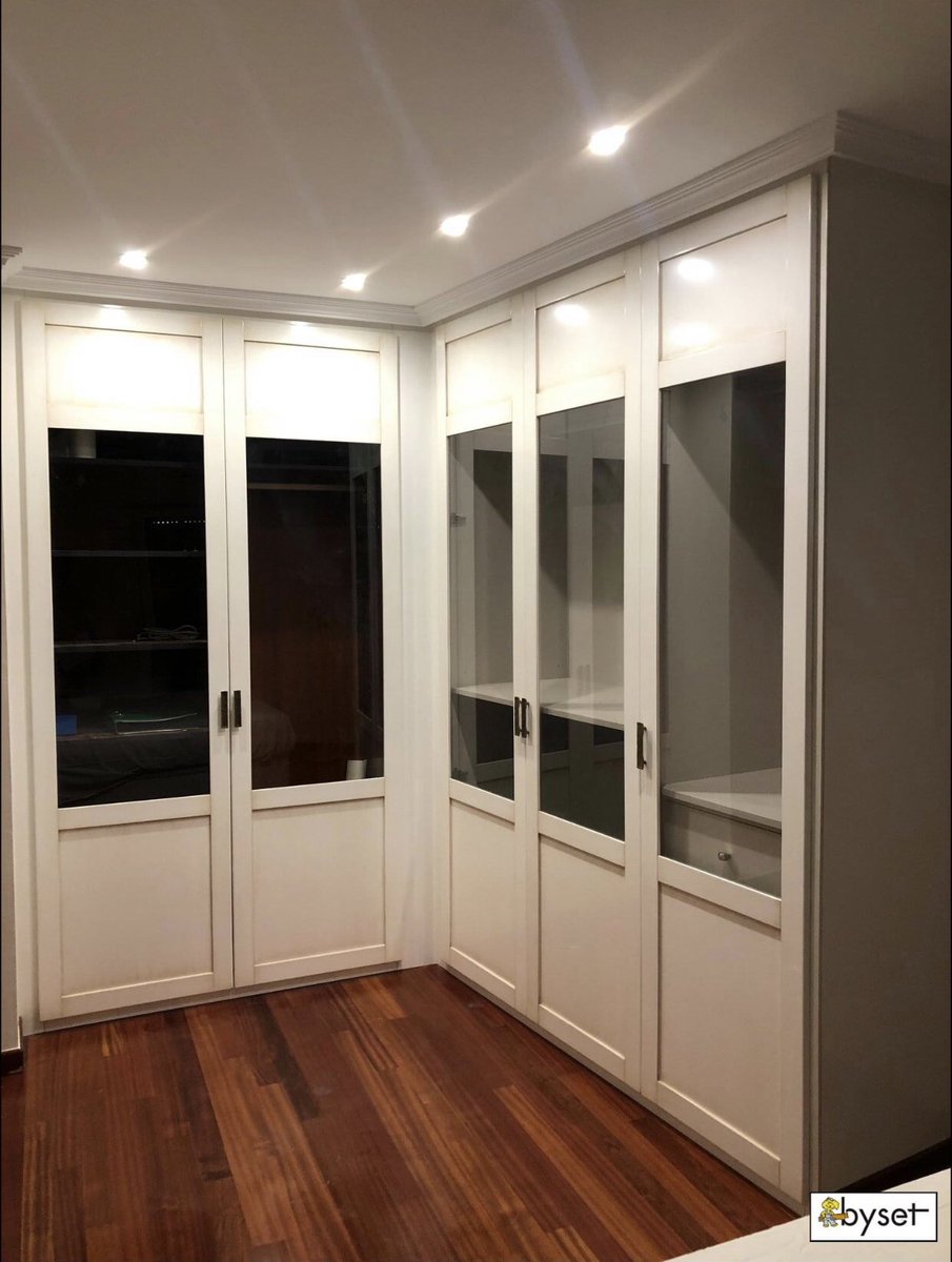 bysetdecoracion's tweet photo. Que ganas teníamos de mostraros este proyecto!!
A veces un suelo oscuro determina todo el interiorismo de una casa, así que hemos utilizado tonos claros para contrarrestar los tonos oscuros del suelo de este dormitorio, creando un ambiente mas ligero. #bysetdecoracion https://t.co/rCkTBgcrzj
