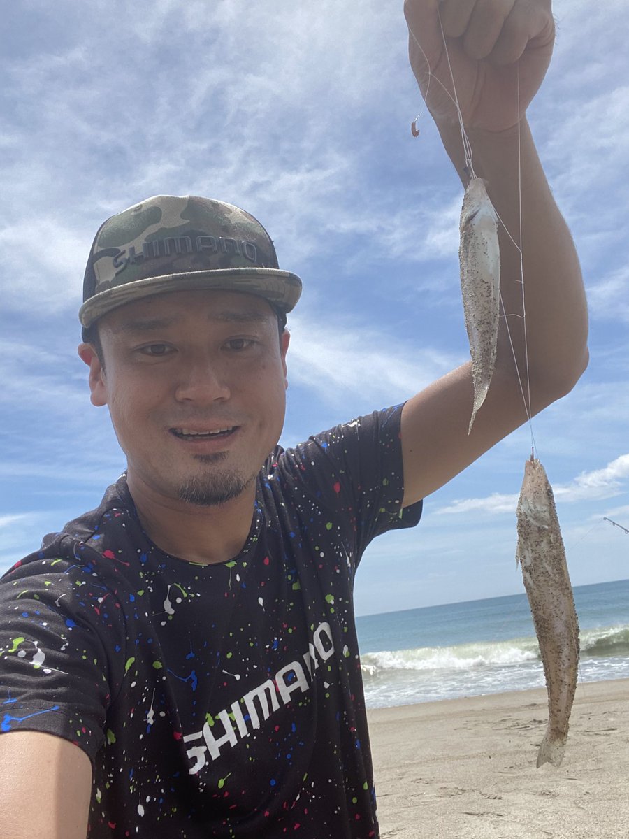 東海つり具 スタッフ釣果 7月22日愛知県高松で投げ釣りです 2時間ほどで10尾釣れました サイズも18cm以上 帰りに浜名湖でサビキ釣りもしてきました 相変わらずアジが好調です サビキは弊社の竿でよく釣れました リールセット3980円 税別