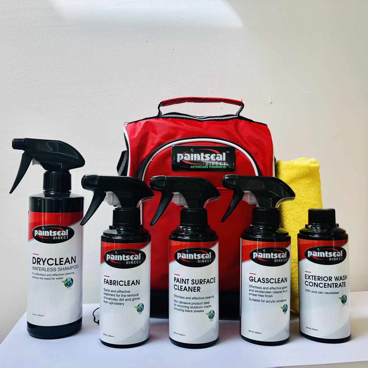 PaintsealDirect's tweet photo. The perfect travel companion for keeping your caravan or motorhome sparkling 💫. Aftercare products fit into a lovely insulated picnic bag for your enjoyment 💫 order yours today #paintsealdirect https://t.co/3hNgsPSkGo