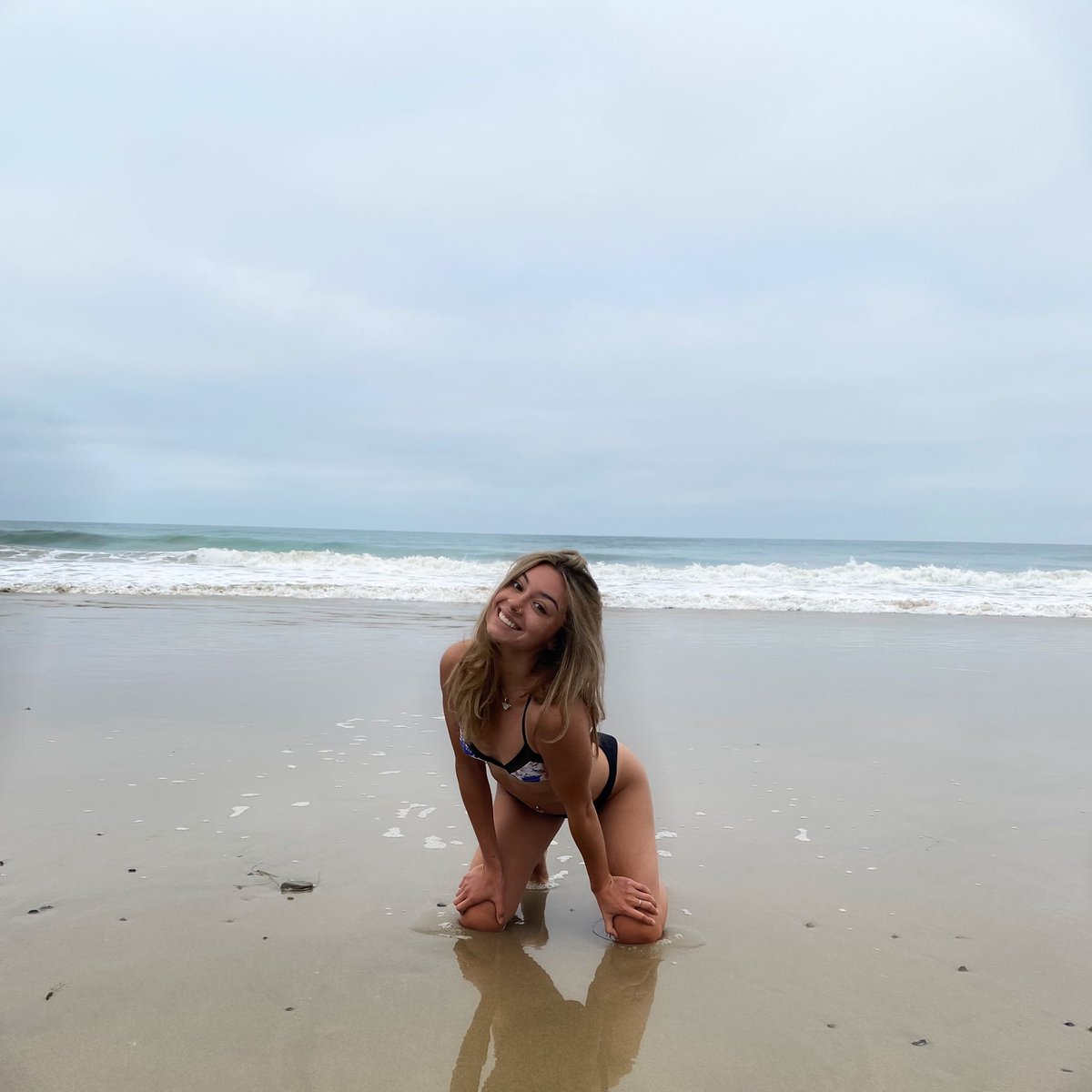 chas1ynjauregui's tweet photo. Life’s a beachhh https://t.co/XwEklH42B8
