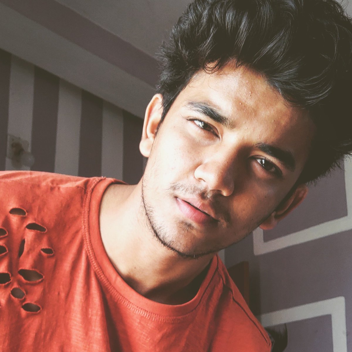 sailendraaaaa's tweet photo. Hello Twitter I am sailendra 
An aspiring artist 
#myfirstTweet https://t.co/PxkM9uFxwX