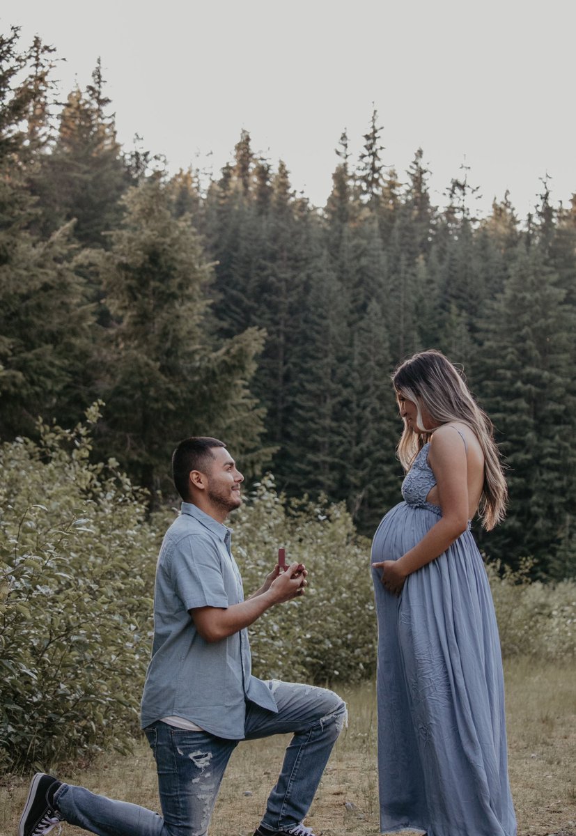 celycel12's tweet image. WE DECIDED ON FOREVER....... 🥂on July 19th my best friend, baby daddy, soulmate asked me to marry him and I said yaaaaaasssss!!!! 😍😍😍😍 (it honestly took me this long to process) I’m getting MARRIED!!!Here’s to forever! #engagedaf💍💍💍#doesthisringmakemelookengaged