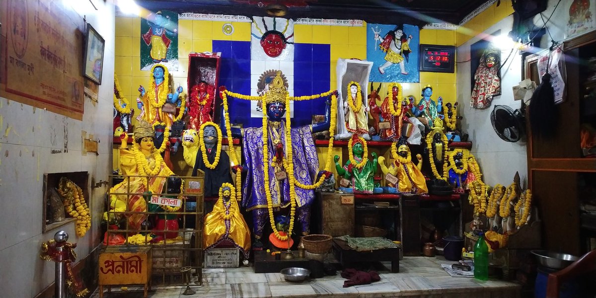 সরস্বতী নদীর উচ্চ প্রবাহটি এখন শুকিয়ে গেছে। হুগলি আদিগঙ্গাকে ত্যাগ করে এখন সরস্বতীর নিম্ন প্রবাহটি ধরে সমুদ্রে মিশছে বিপ্রদাস পিপলাই তাঁর মনসাবিজয় (মনসামঙ্গল) কাব্যে চাঁদ সদাগরের