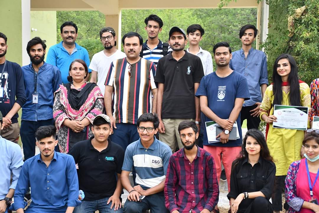 rizwanaslam303's tweet photo. #Hikeforpakistan with MNA NA 60 Shaikh Rashid Shafiq and Dupty Mayor Islamabad Syed Zashan Haider Naqvi with the collaborations of #ShareHappinessFoundation and  #Starwelfareorganization at Trail 5 Islamabad
@iqrarulhassan @ShaheerSialvi @AmmarSatt1 @MAsadBinAzam1 @itx_ahsan2 https://t.co/iZZOAL1a01